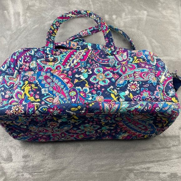 Vera Bradley Disney Weekender Bag Sensational 6 Retired Design Paisley - Picture 6 of 11